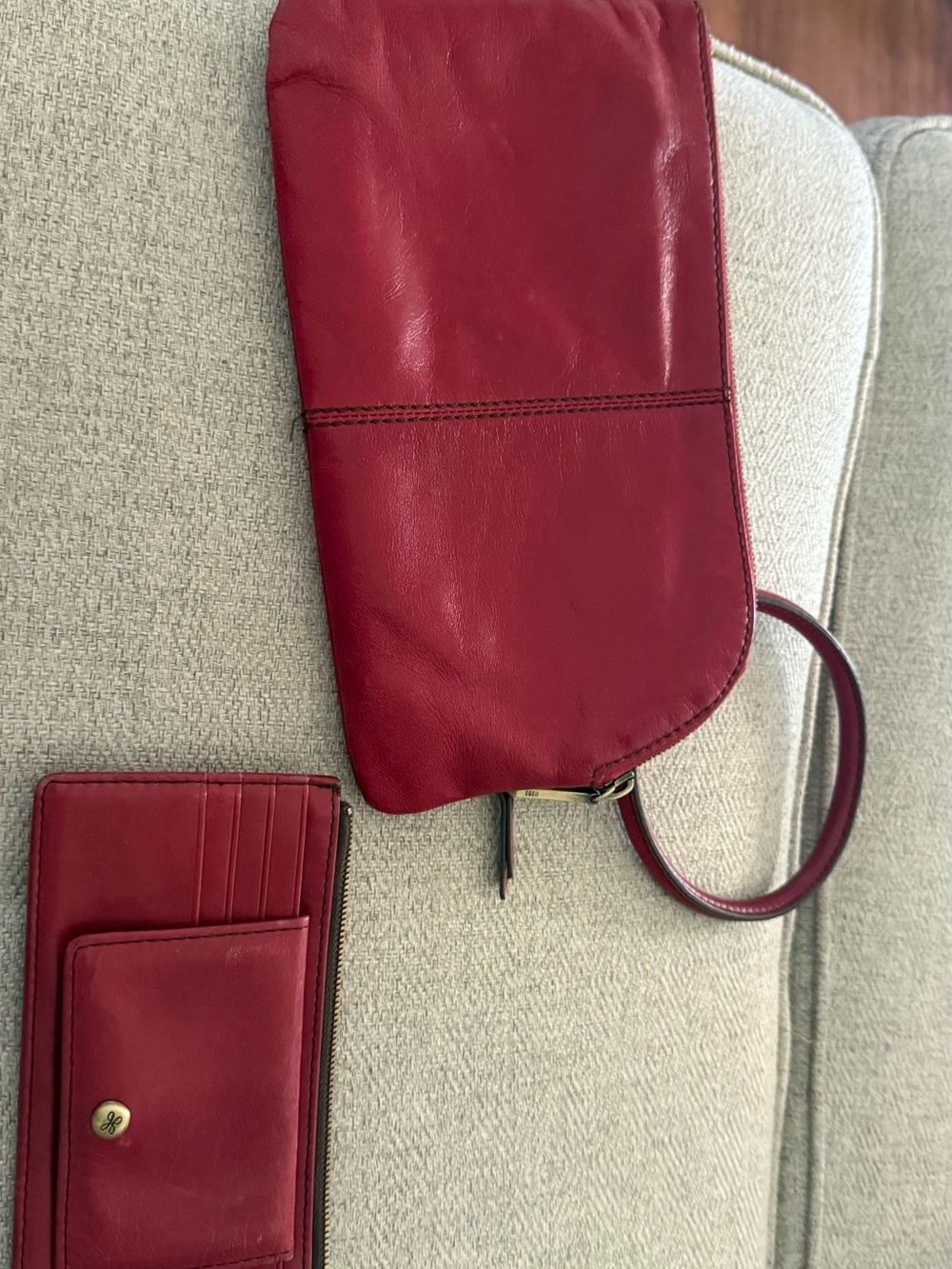 HOBO Red Leather Wristlet with Card Wallet